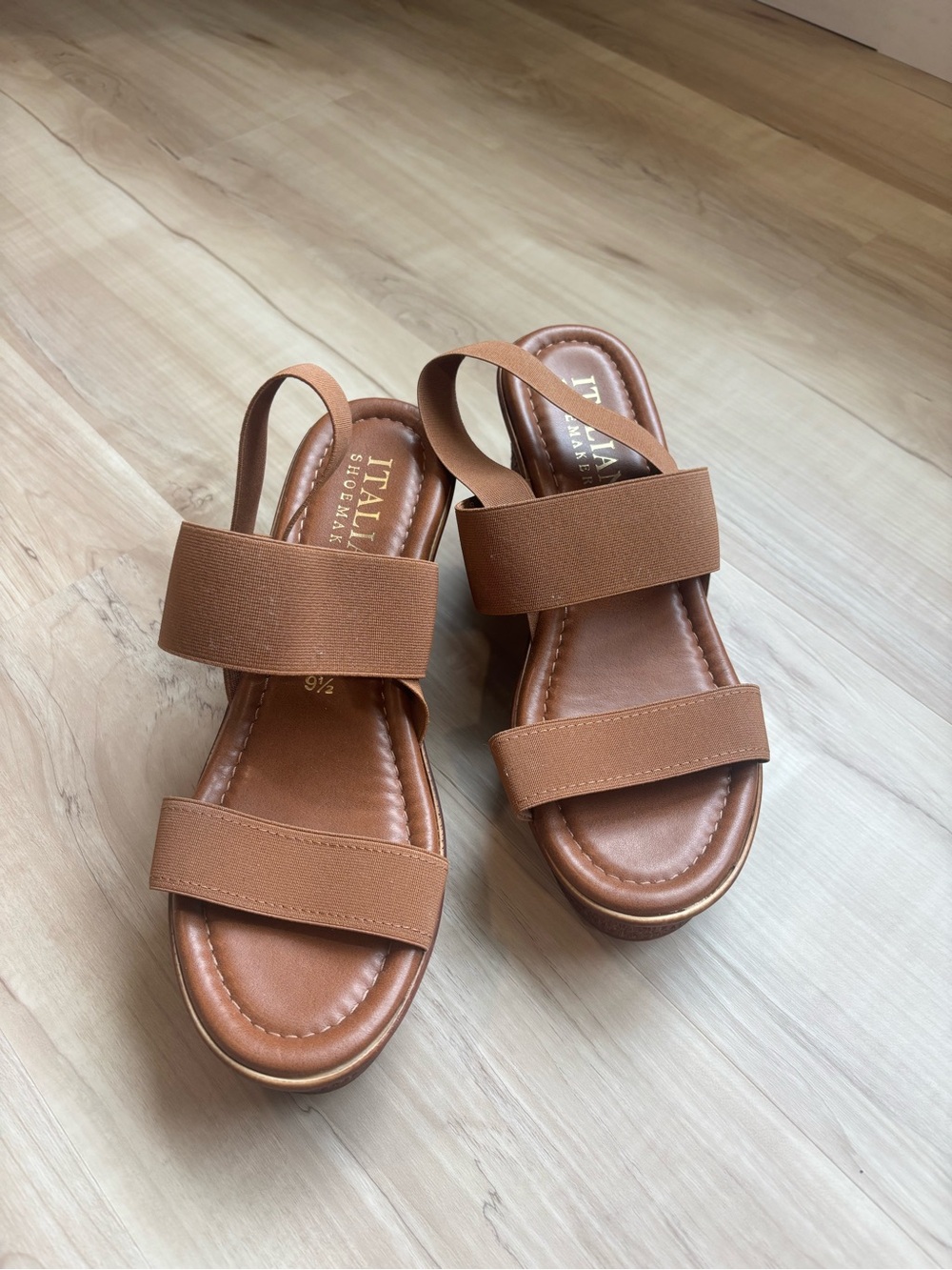 Italian Shoemakers Tan Double-Strap Wedges - like new - size 9.5